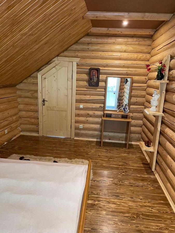 Apartment з 2 спальними кімнатами Mukacheve